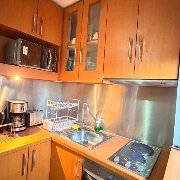 Departamento excelente ubicación y conectividad - Two-Bedroom Apartment - 15