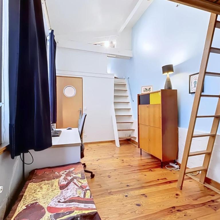 Beautiful Parisian flat near canal de l'Ourcq - Apartment - 18