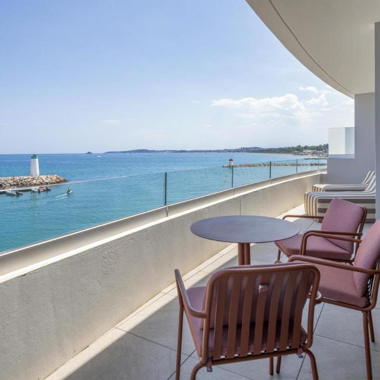 Marina Baie des Anges Hôtel, Curio Collection By Hilton - Marina Bay Suite with Sea View - 2