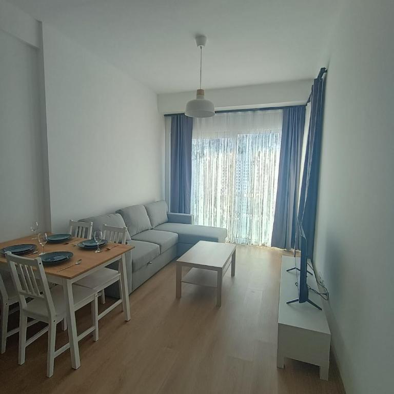 Premium 1 Apartment Bar Pool & Parking - One-Bedroom Apartment - 13