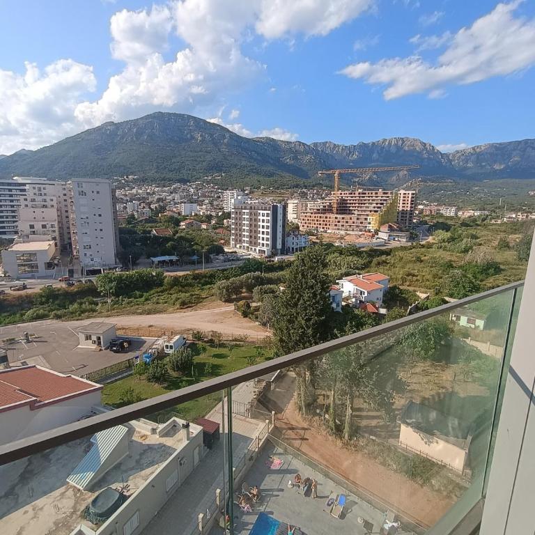 Premium 1 Apartment Bar Pool & Parking - One-Bedroom Apartment - 20
