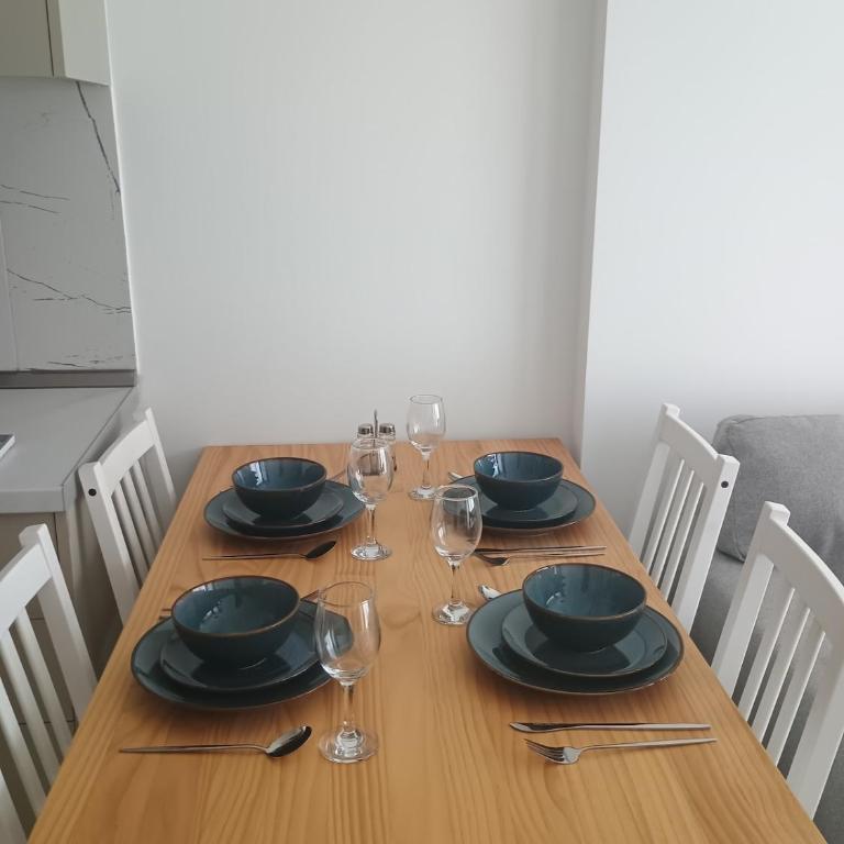 Premium 1 Apartment Bar Pool & Parking - One-Bedroom Apartment - 21