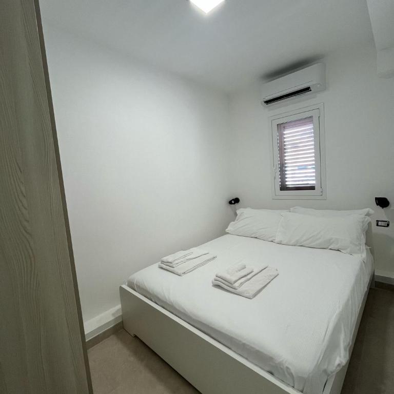 DELPOSTO Marina di Ragusa (lp) - Casa Vacanze con 3 Camere da Letto - 1