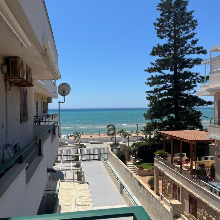 DELPOSTO Marina di Ragusa (lp) - Casa Vacanze con 3 Camere da Letto - 12