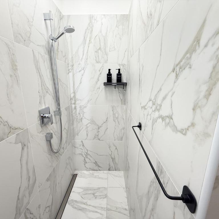 Alps Apartments I Viktory Rooms - Camera Matrimoniale con Bagno Privato - 3