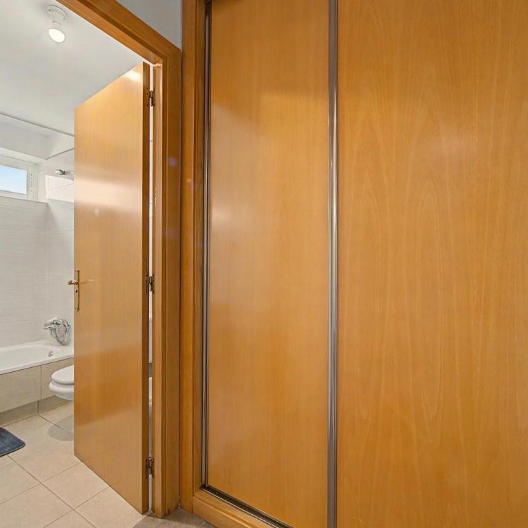Ático Vacacional Almería - Apartamento Deluxe de 2 dormitorios con balcón - 15