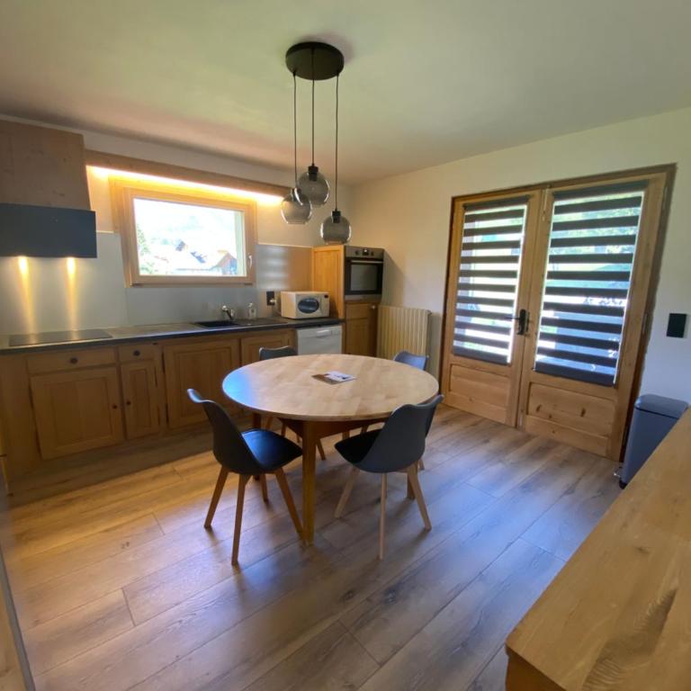 Les Georgières, 300m des pistes du Mont-Rond - Two-Bedroom Apartment with Balcony and Terrace - 44
