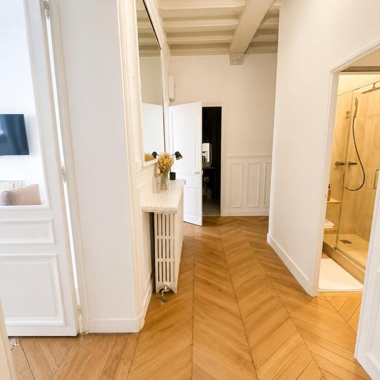 Tour Eiffel/Luxury apartment n°6 - Appartement - 5