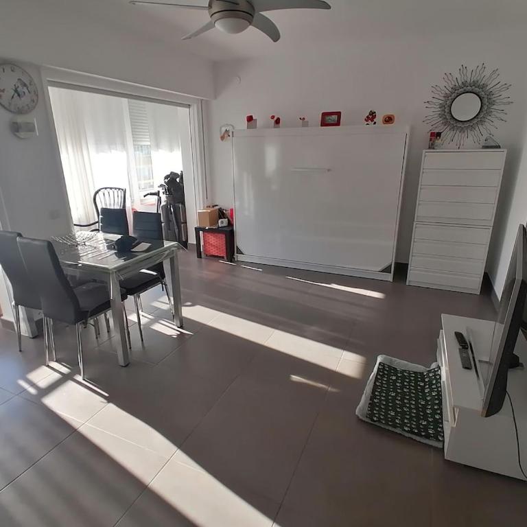 Large studio rental with pool en 1ere ligne de mer - Apartamento de 2 dormitorios - 5