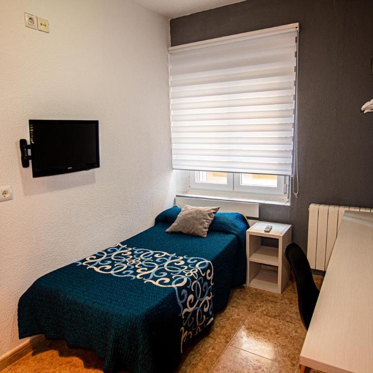 Hostal Escala Luna Salamanca - Habitación Individual con baño privado - 4