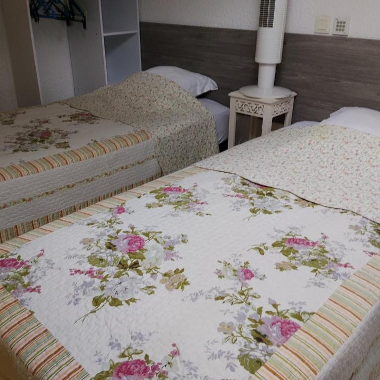Les Lavandines -Coquette Maison de Vacances - 400 m de la plage - Grande Terrasse - 2 chambres - 2 salles de bain - Tout confort - Maison 2 Chambres - 22