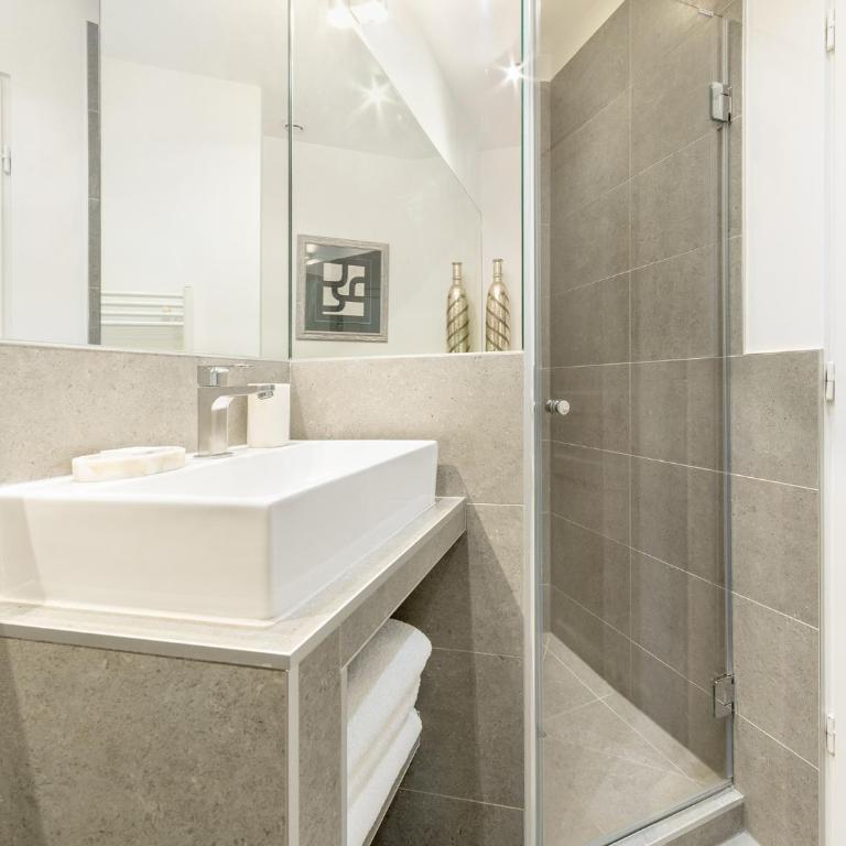 LivinParis - Luxury AC 4 Bedrooms Opera Lafayette II - Appartement n° 1 - 4 Chambres - 21