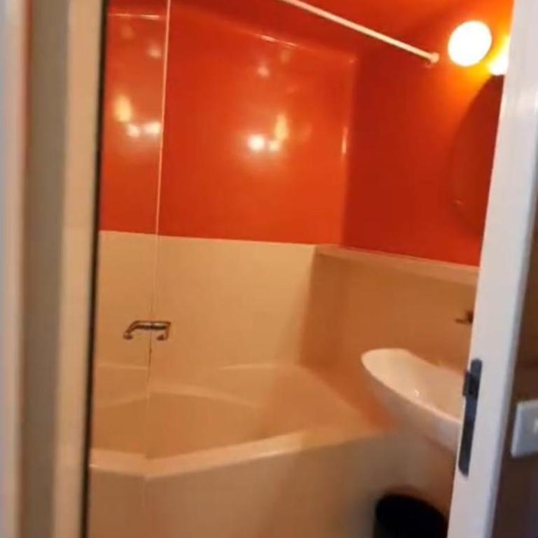Arcs 1800 center Le Charvet skis aux pieds on your feet - One-Bedroom Apartment - 8