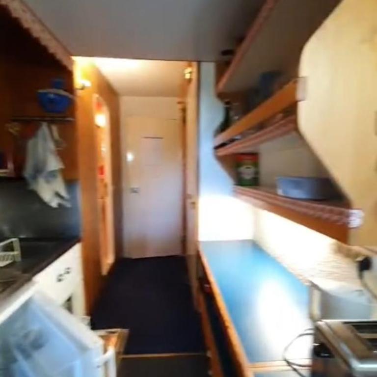 Arcs 1800 center Le Charvet skis aux pieds on your feet - One-Bedroom Apartment - 9