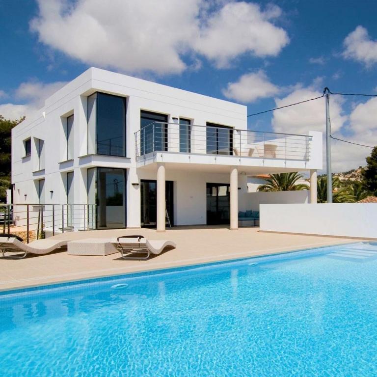 Casa moderna con vista al mar - Villa - 1