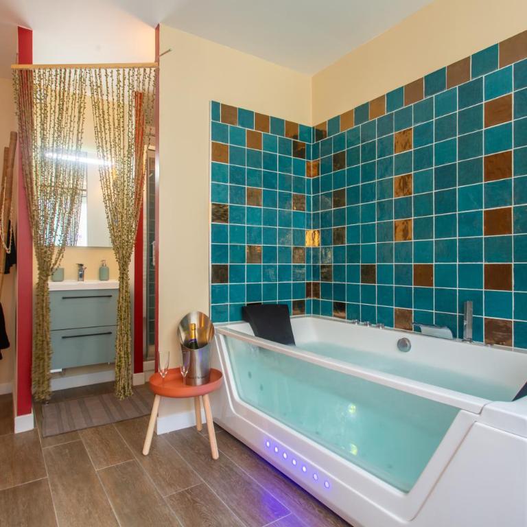 Saïgon centre ville 6 pers T3 Spa & parking - Appartement Supérieur avec Sauna - 12