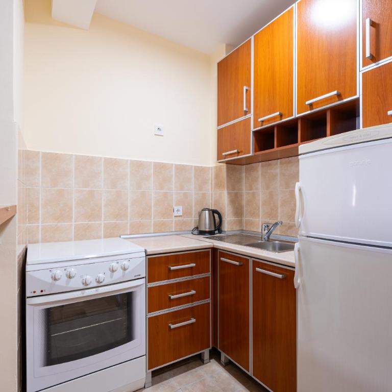 Apartments Bečić - Deluks Porodični Apartman Tipa "Suite" - 1