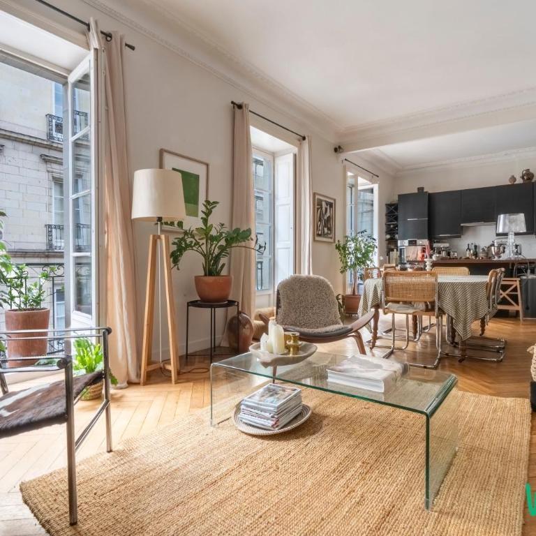 Grand T3 80m² au Cœur de Nantes • Viarme - Apartment - 12