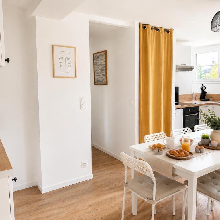 Life&Travel - Appart cosy - 4 chambres - Bordeaux - Appartement 4 Chambres - 5