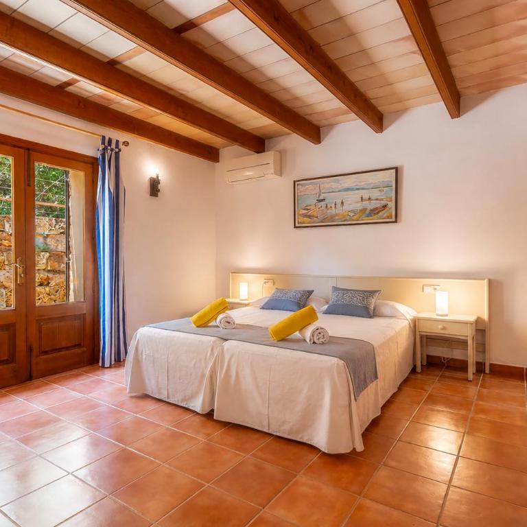G085 Lorenzo by Mallorca Villa Selection - Five-Bedroom House - 11