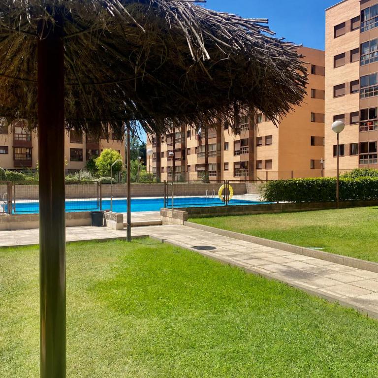 Charming Madrid Airport VI, Parking and Pool - Appartement 1 Chambre - 1