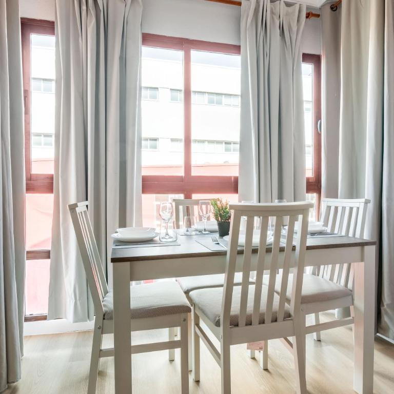 Charming Madrid Airport VI, Parking and Pool - Appartement 1 Chambre - 7