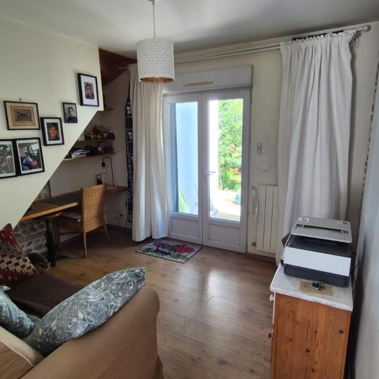 Toulousaine arborée - parking public - Chambre Double avec Salle de Bains Commune - 60