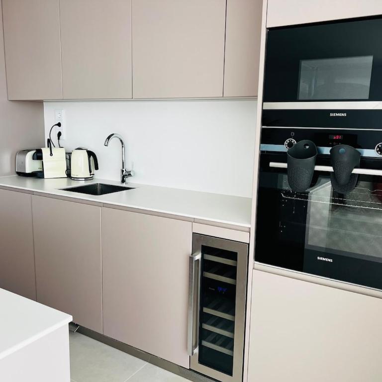 Brand New XL Terrace 2 Bedrooms 2 Bathrooms Pool Parking - Apartamento de 2 dormitorios - 38