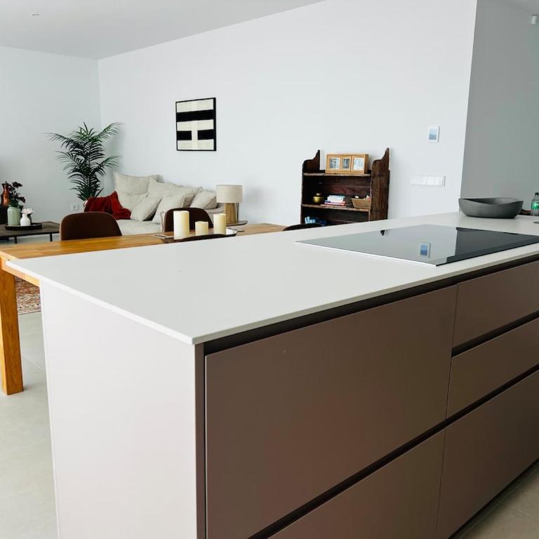 Brand New XL Terrace 2 Bedrooms 2 Bathrooms Pool Parking - Apartamento de 2 dormitorios - 56