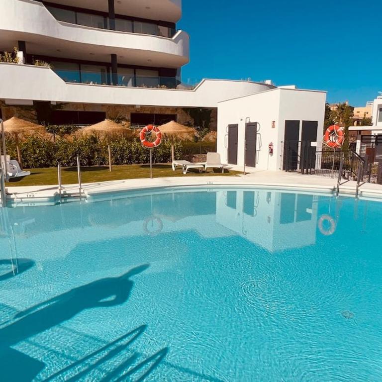 Brand New XL Terrace 2 Bedrooms 2 Bathrooms Pool Parking - Apartamento de 2 dormitorios - 71