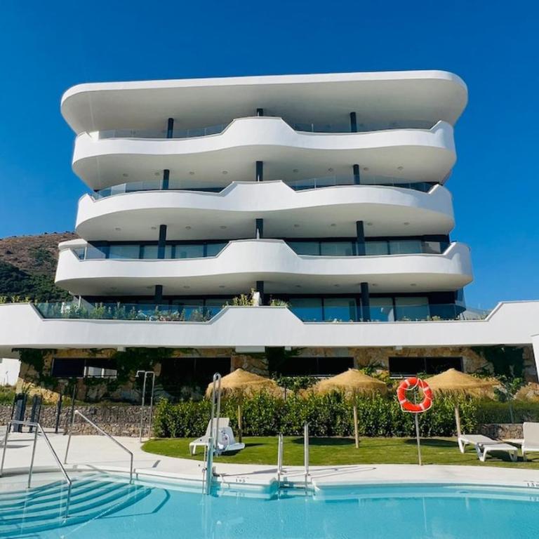 Brand New XL Terrace 2 Bedrooms 2 Bathrooms Pool Parking - Apartamento de 2 dormitorios - 3