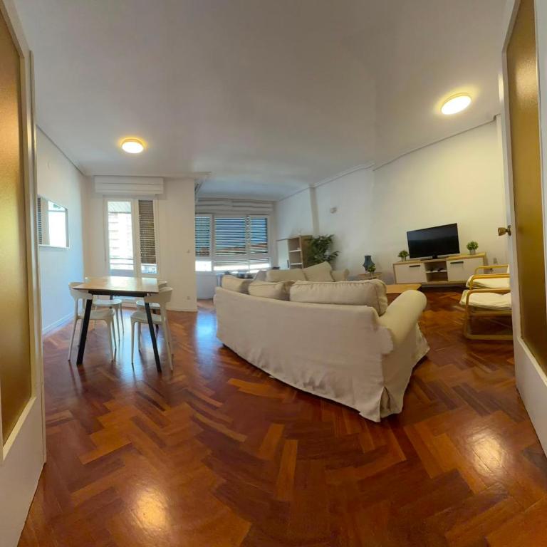 Los Tres de Alejo by clabao - Appartamento con 4 Camere da Letto e Balcone - 13