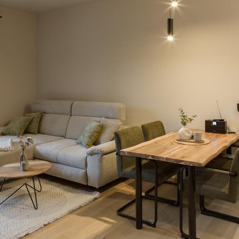 DAS AICH - Suite Elva by AA Holiday Homes - Apartment mit Balkon - 10