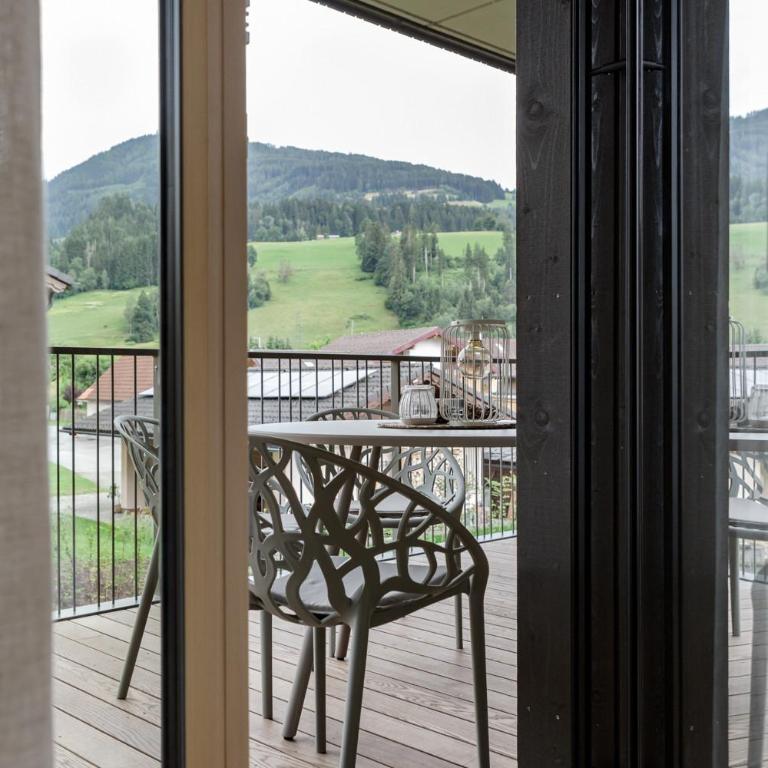 DAS AICH - Suite Elva by AA Holiday Homes - Apartment mit Balkon - 24