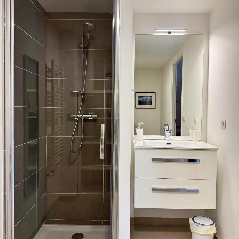 View Point Mountain Lake - One-Bedroom Apartment - 6