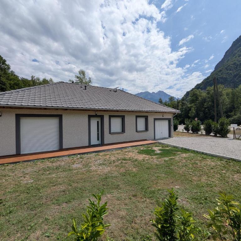 Maison vélo et ski - Maison de Vacances - 1