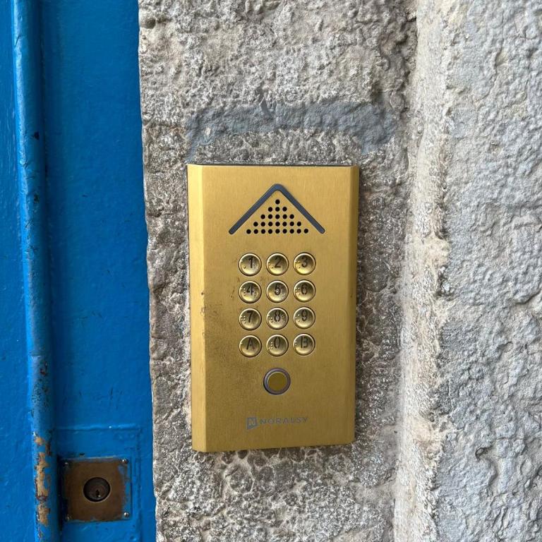 GuestReady - Canut Typique avec vue sur Lyon - Appartement 2 Chambres - 4