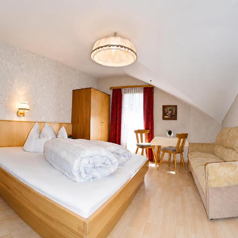Ferienhaus am Spielroan Beate Gstrein - Ferienhaus mit 4 Zimmern - 18