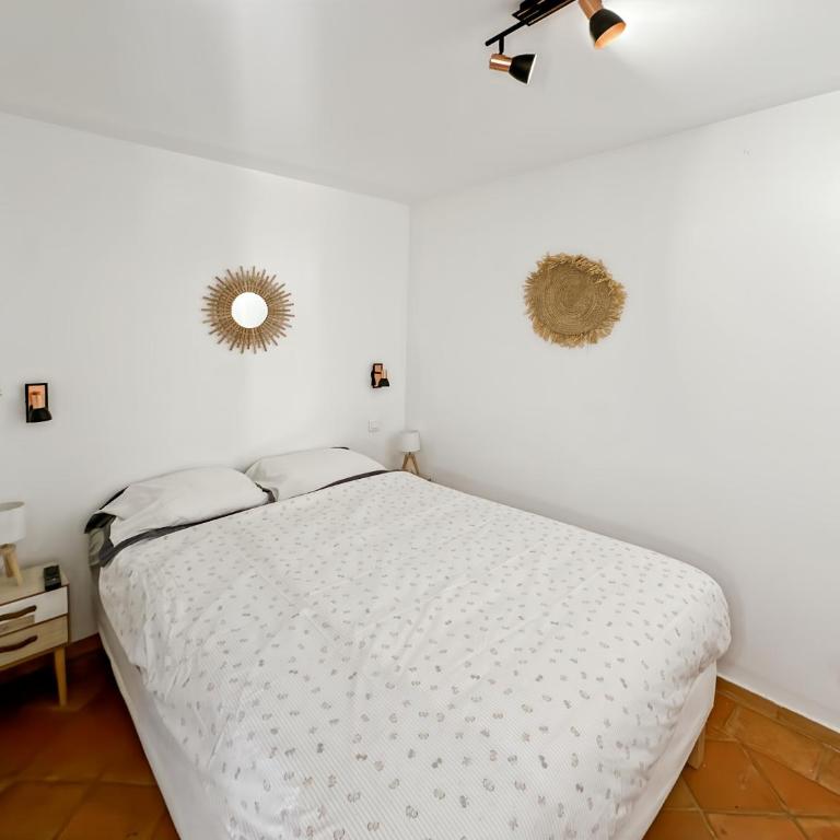 Superbe Emplacement , terrasse et parking! - Apartment mit 1 Schlafzimmer - 2