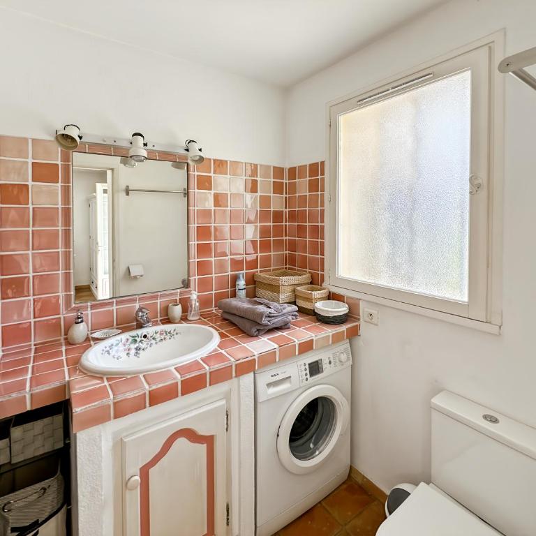 Superbe Emplacement , terrasse et parking! - Apartment mit 1 Schlafzimmer - 8