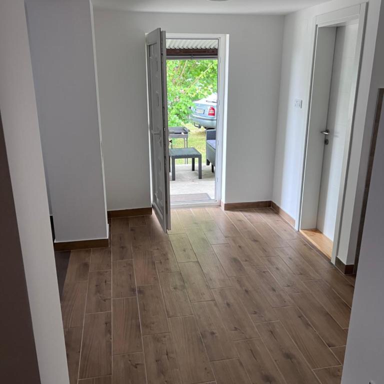 Smeštaj Stamenić - Kuća sa 2 Spavaće Sobe - 10