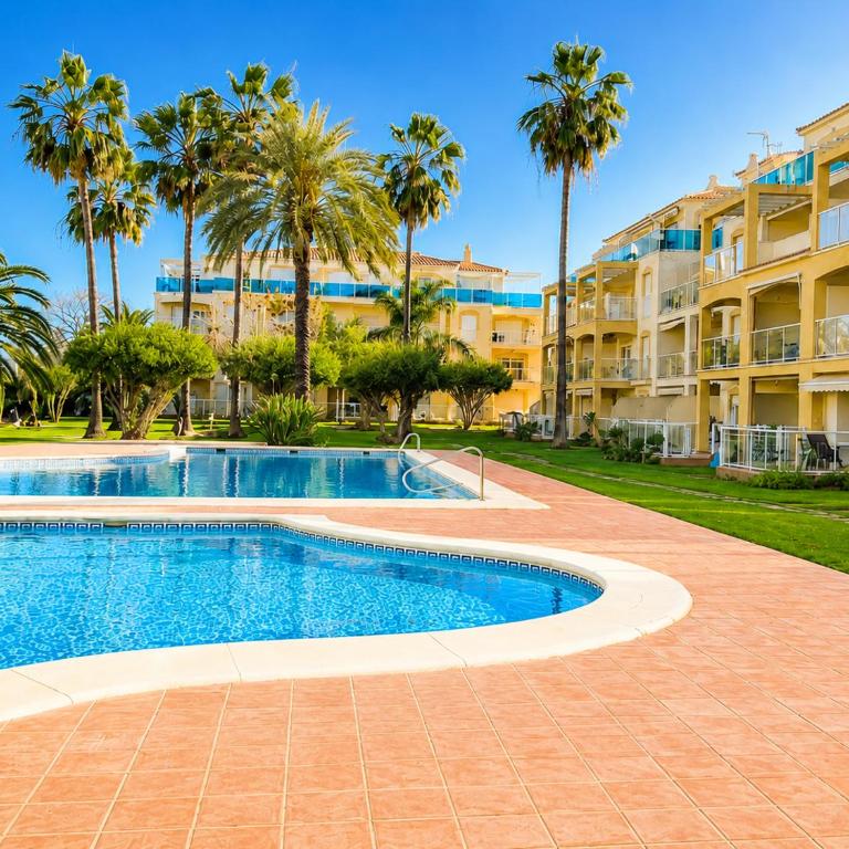 Dénia Palm Garden Apartment Pool & Parking - Apartamento de 2 dormitorios - 1