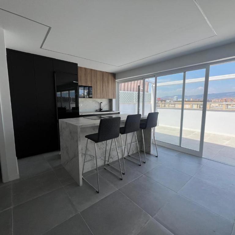 Ático Pacífico Mar, Dúplex de Diseño con Terraza - Apartment - 3