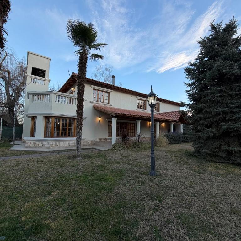 Casona Brown Entre Viñas - Casa de 6 dormitorios - 2