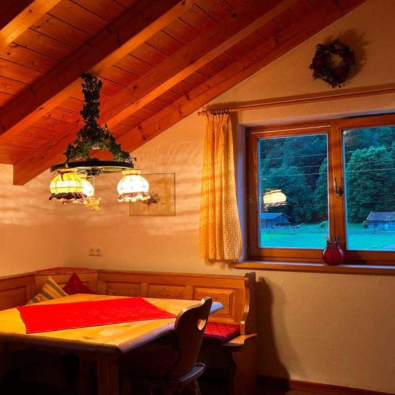 Zum Rießacker - Two-Bedroom Deluxe Apartment with Garden View - 11