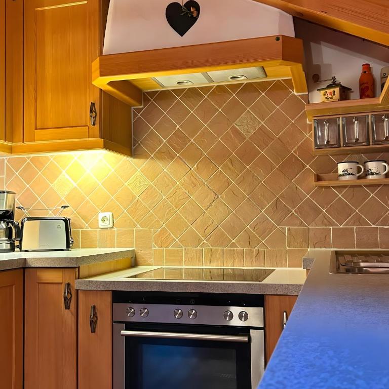 Zum Rießacker - Two-Bedroom Deluxe Apartment with Garden View - 13