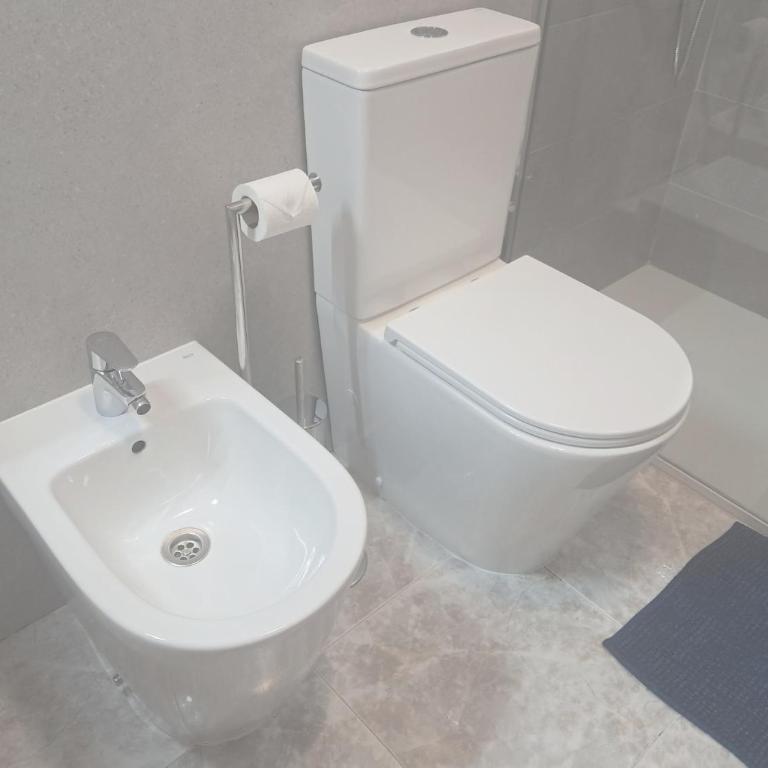 Centric 2 bedrooms Apartment near to the beach - newly renovated bathroom and bedrooms - by TENERIFEHINTS - Appartamento con 2 Camere da Letto - 12