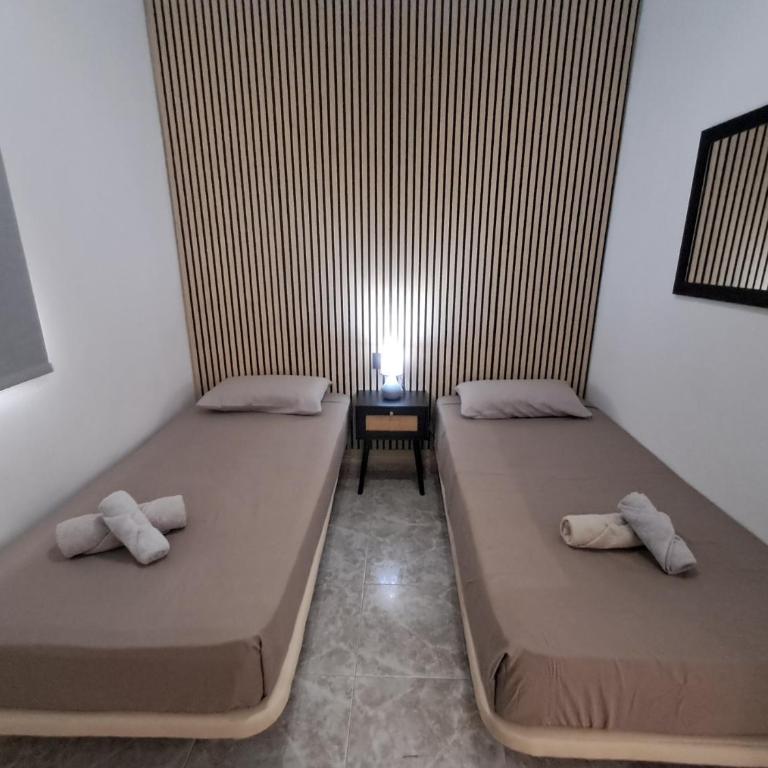 Centric 2 bedrooms Apartment near to the beach - newly renovated bathroom and bedrooms - by TENERIFEHINTS - Appartamento con 2 Camere da Letto - 3