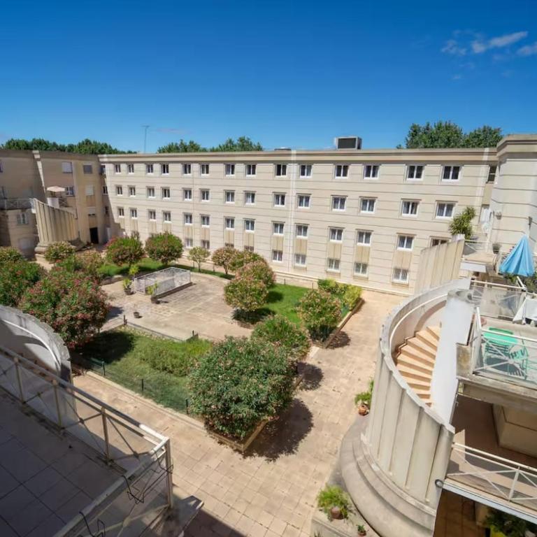 T5 a 2 mins Piscine Olympic Antigone - Appartement - 17