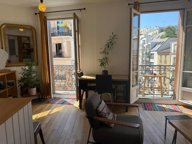 Appartement lumineux à 5 minutes des Buttes-Chaumont - Appartement 1 Chambre - 7